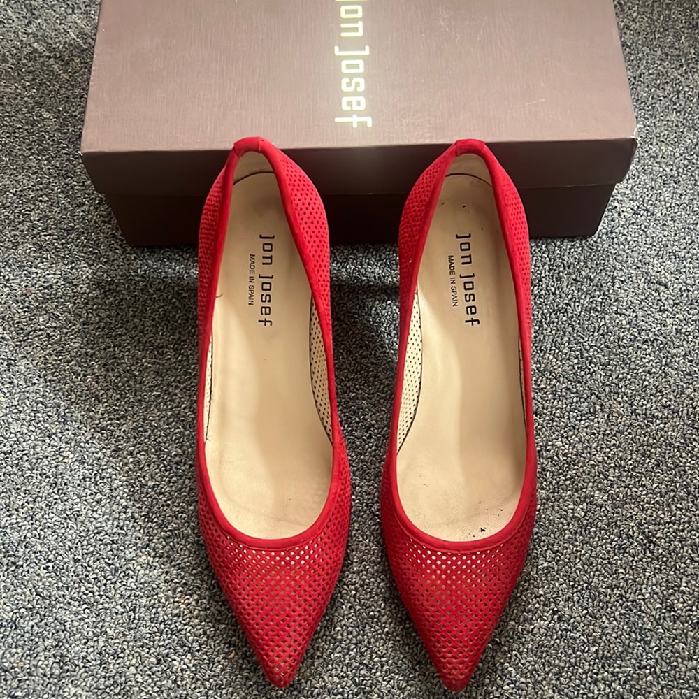 Jon Josef Heels - image 1